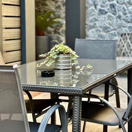 T&T Luxury Apartments - Rooftop Jacuzzi Athens Luaran gambar