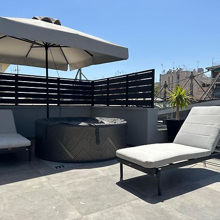 T&T Luxury Apartments - Rooftop Jacuzzi Athens Luaran gambar