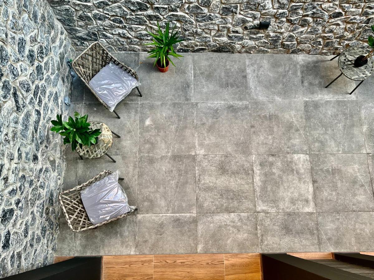 T&T Luxury Apartments - Rooftop Jacuzzi Athens Luaran gambar