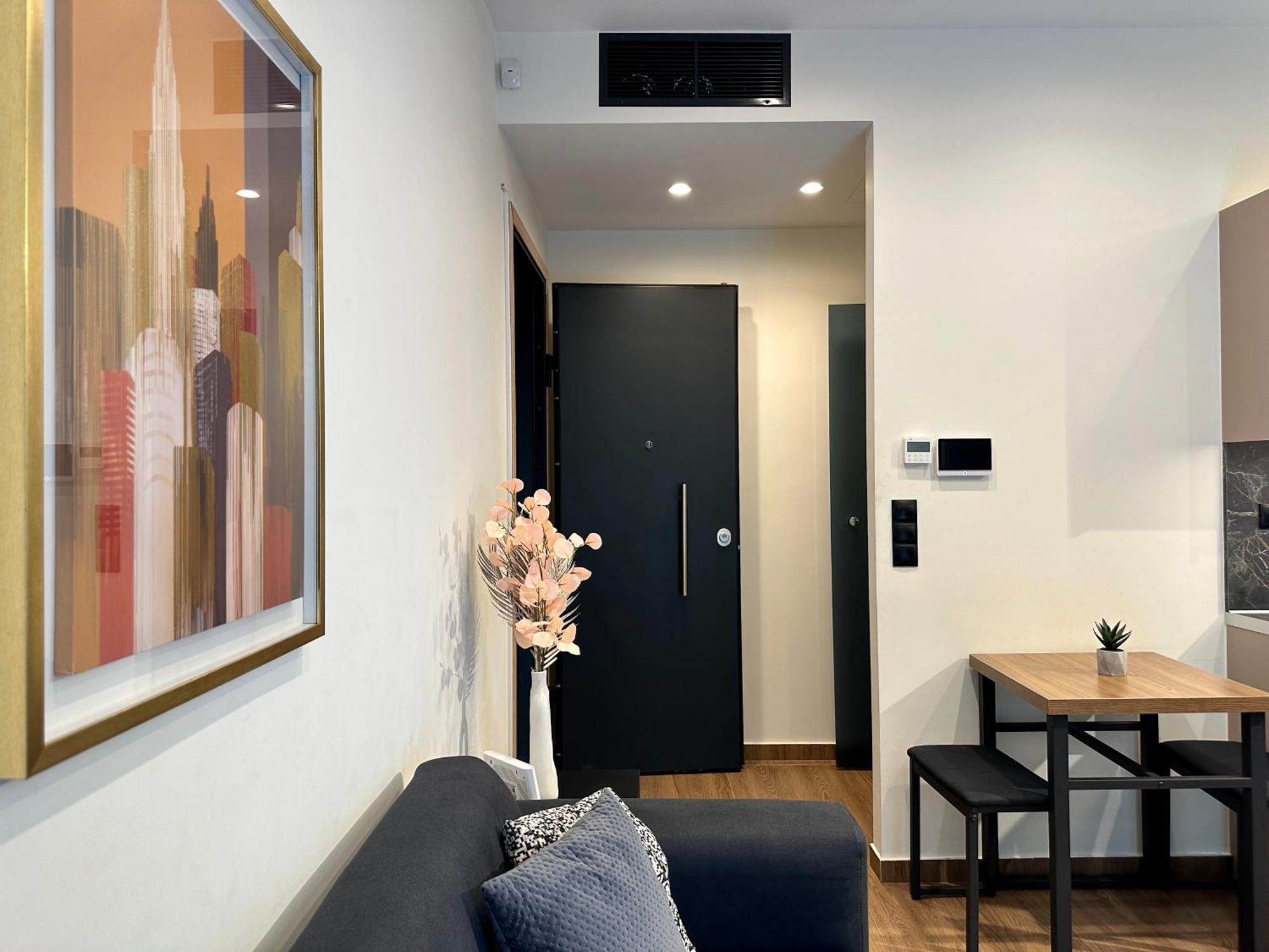 T&T Luxury Apartments - Rooftop Jacuzzi Athens Luaran gambar