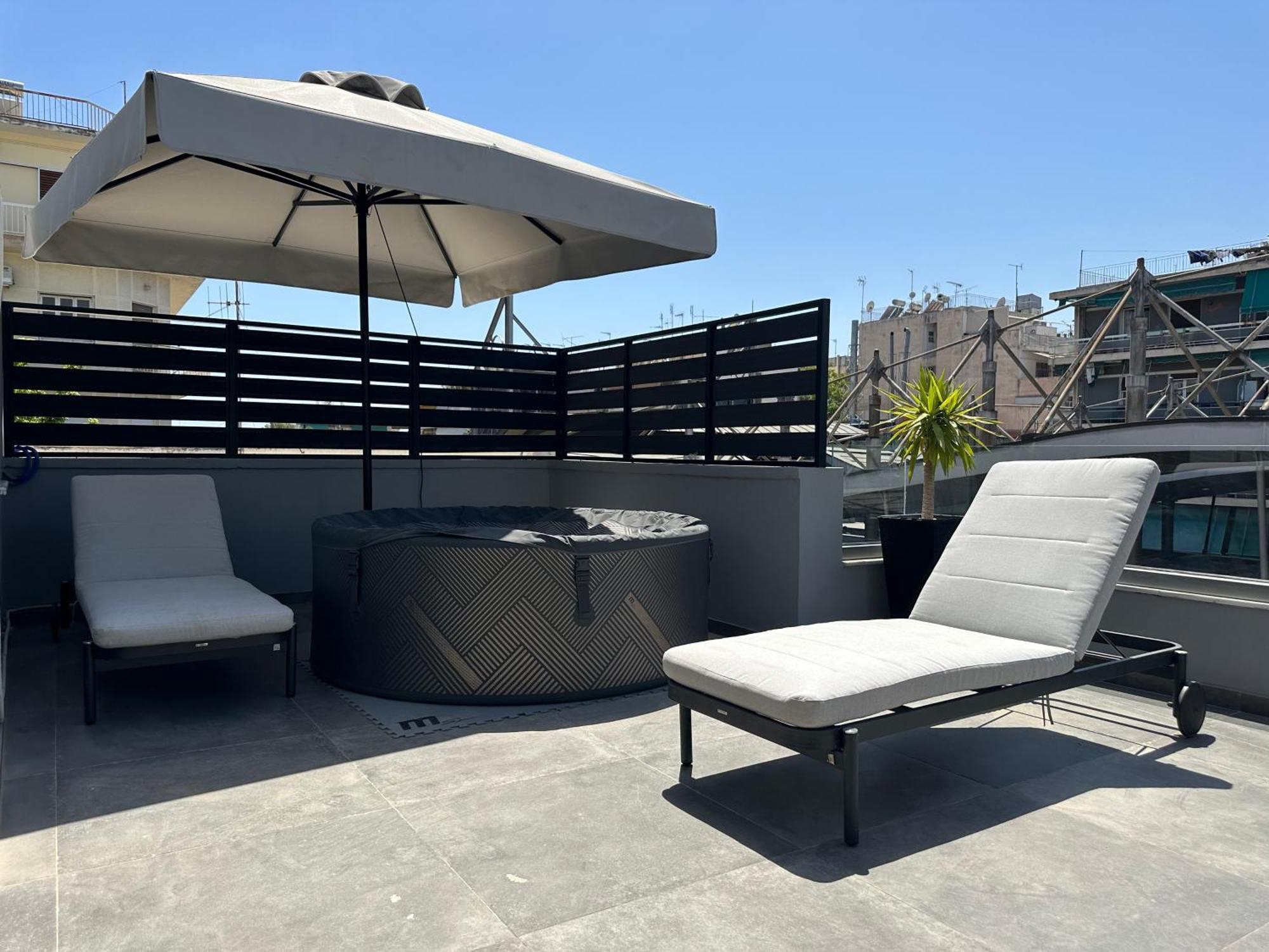 T&T Luxury Apartments - Rooftop Jacuzzi Athens Luaran gambar